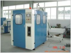 Automatic blow molding machine for PET bottle up to 2L