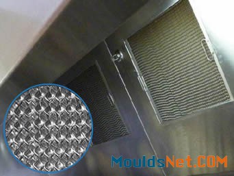 Several ho<em></em>neycomb range hood filters are used in restaurant kitchen range hood.